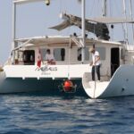 Noleggio catamarani Sardegna: con chi andare in vacanza