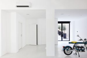 Casa fresca in estate: tutto quello che nessuno ti dice prima di installare un condizionatore
